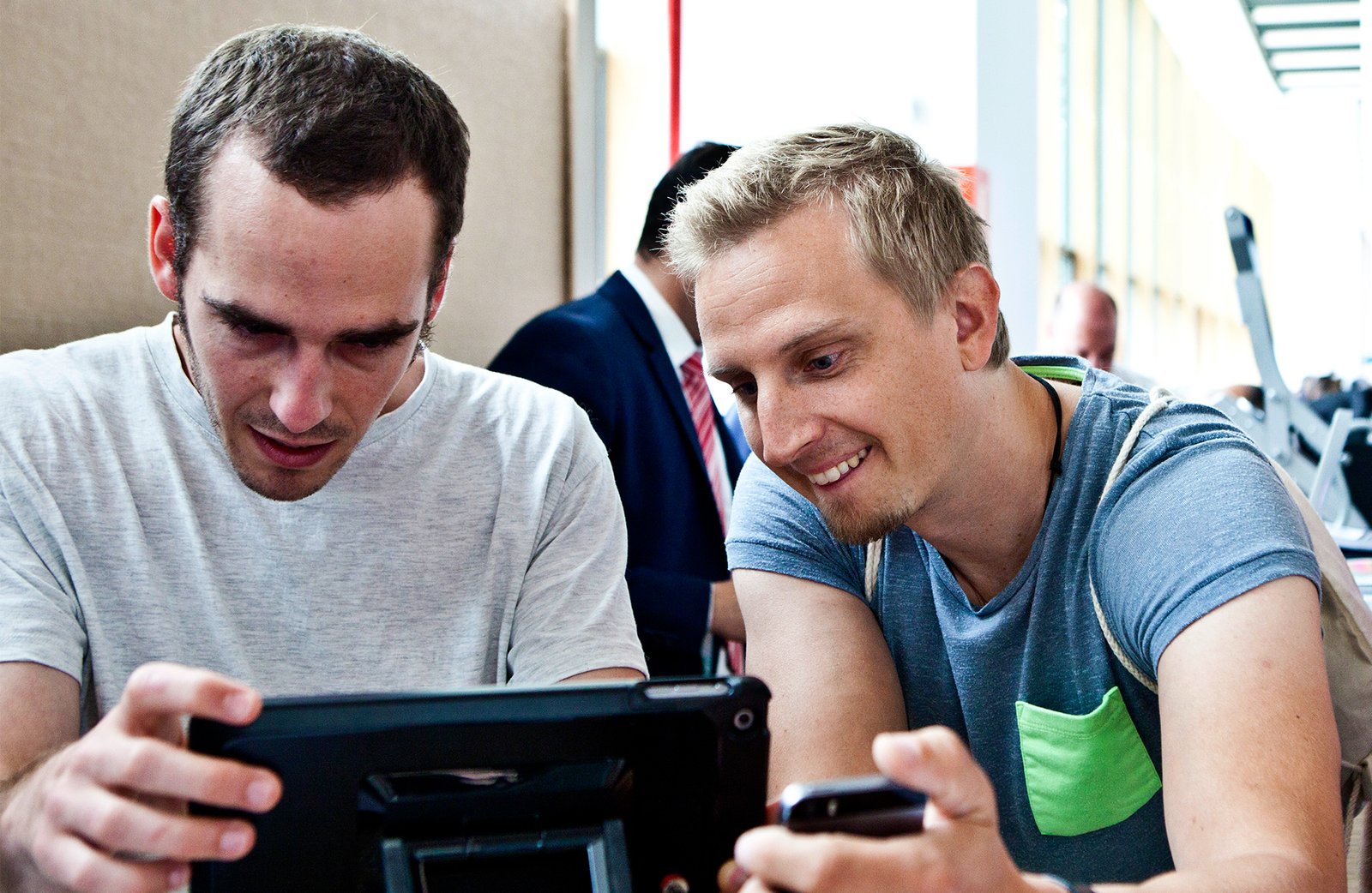 i-adobe-at-offf-2016-bag-dr-digital-agency-07